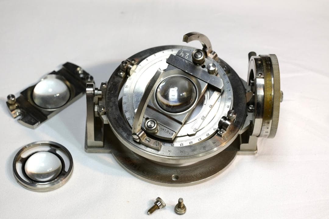 microscope antique vintage collectible Accessory "Leitz Universal Stage UT4"