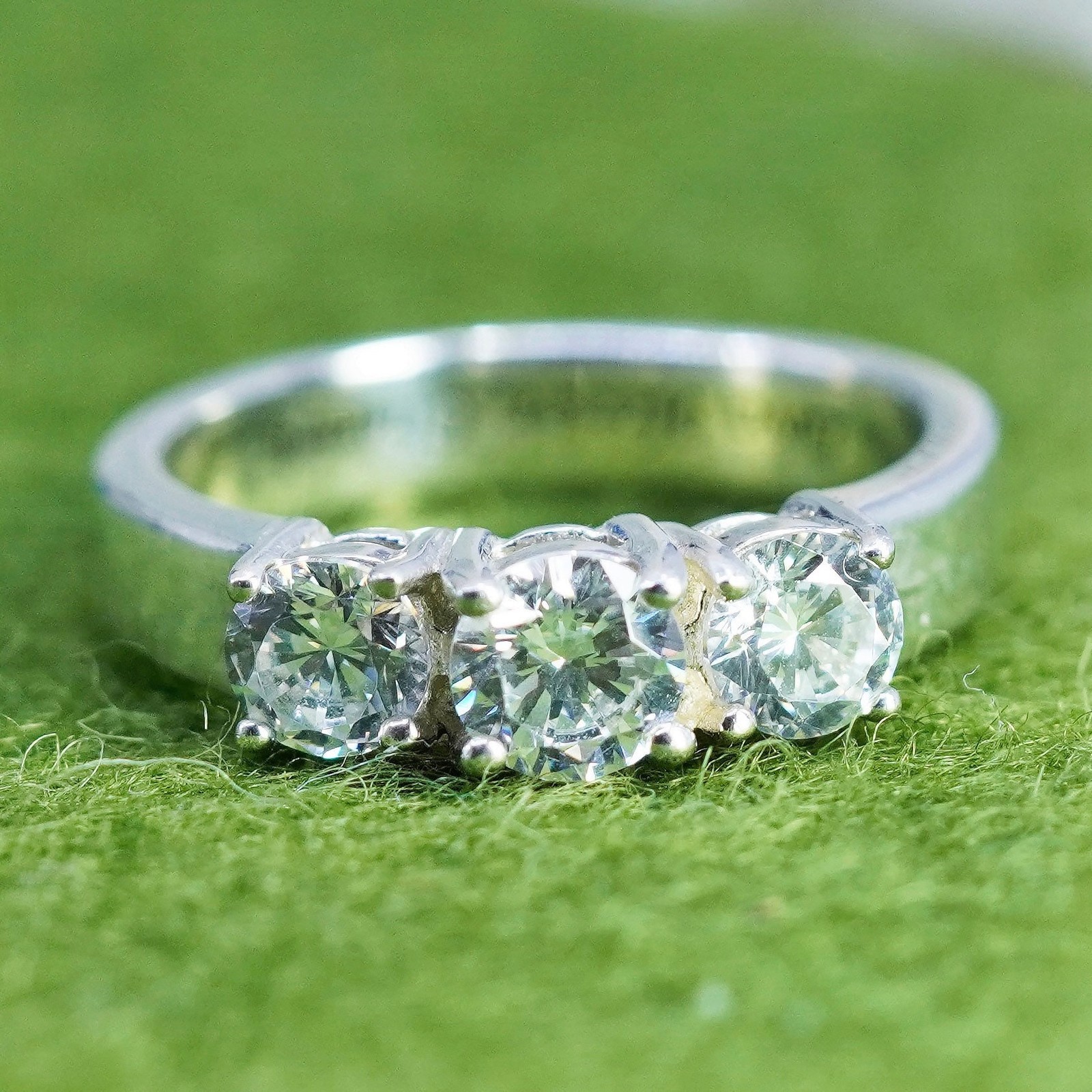 Size 6, sterling silver ring, 925 band with cz and engraved “love honor cherish