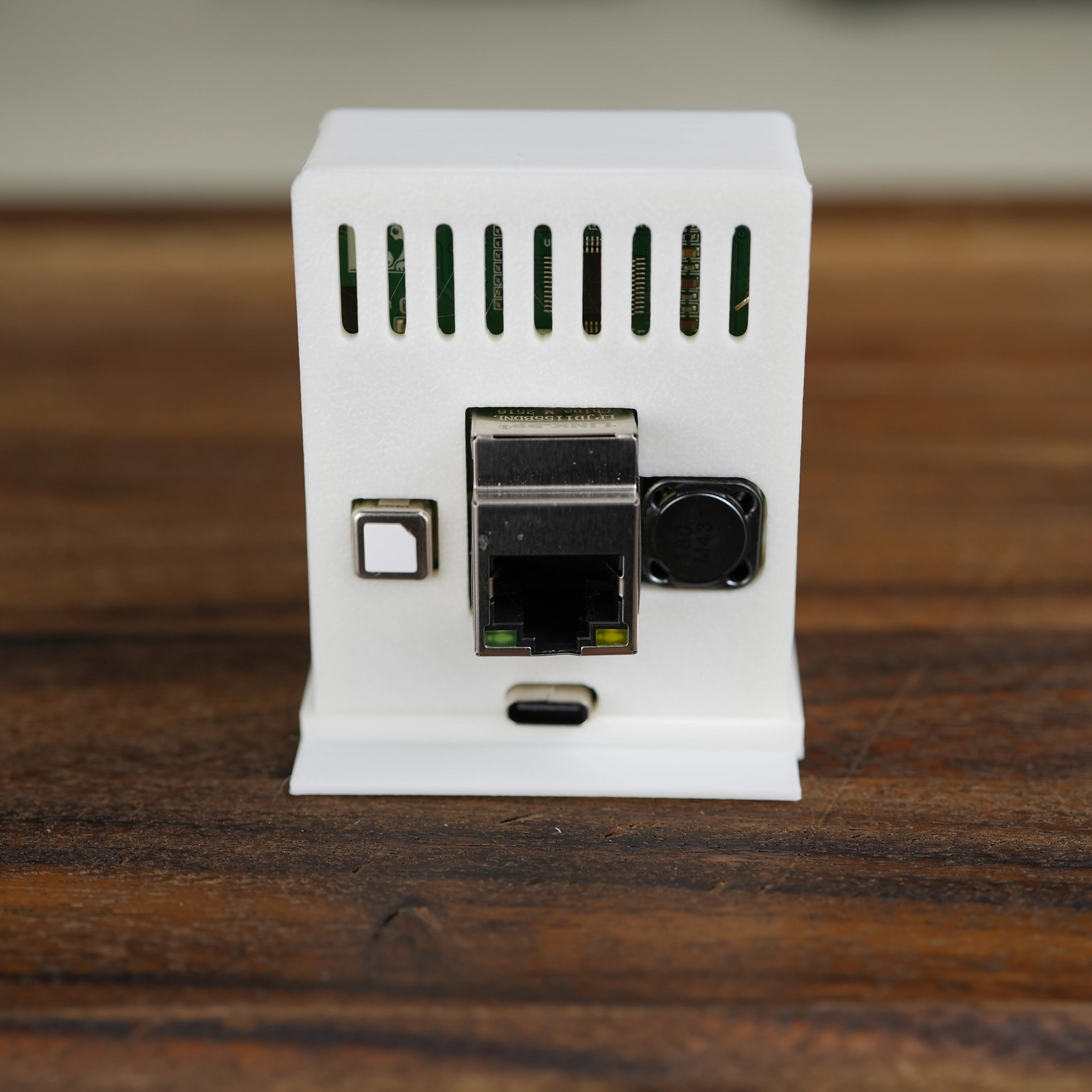 Sensor R PRO-1 PoE Dual mmWave Multisensor (LD2450 | Additional LD2412 NEW
