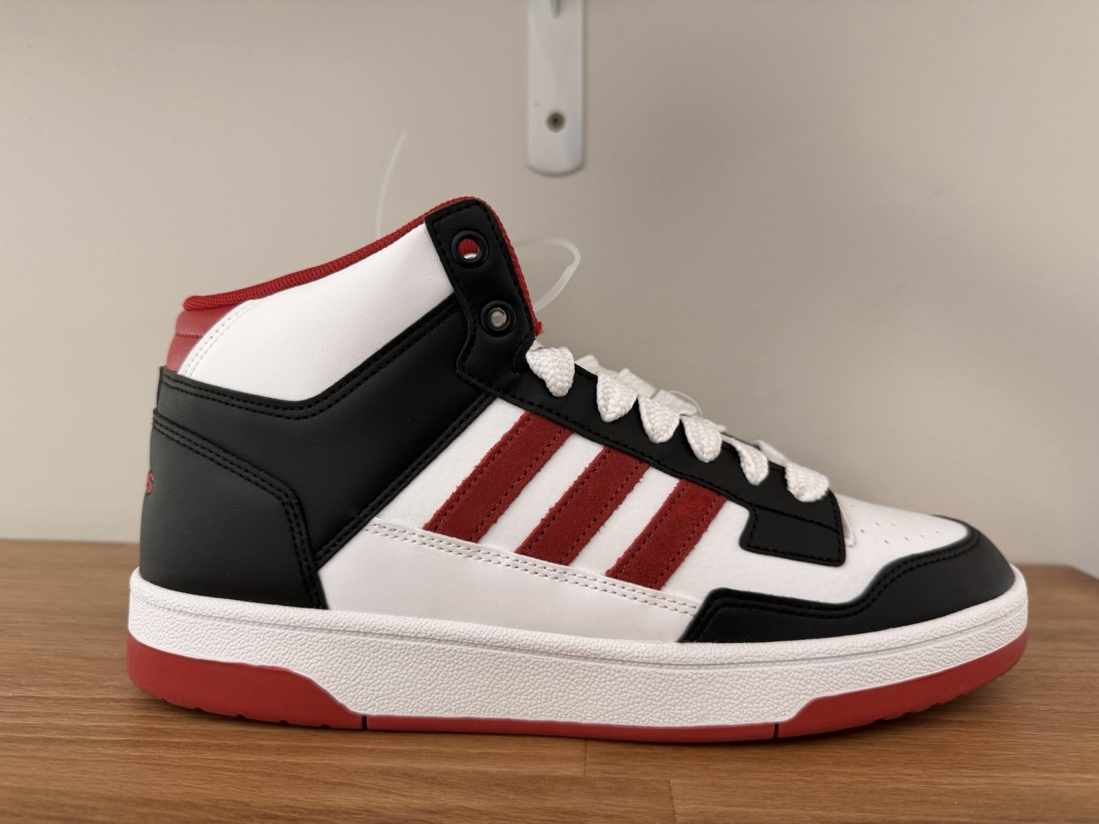 Adidas Rapid Court Mid Top Men’s Basketball Shoes White Black Red JR3160