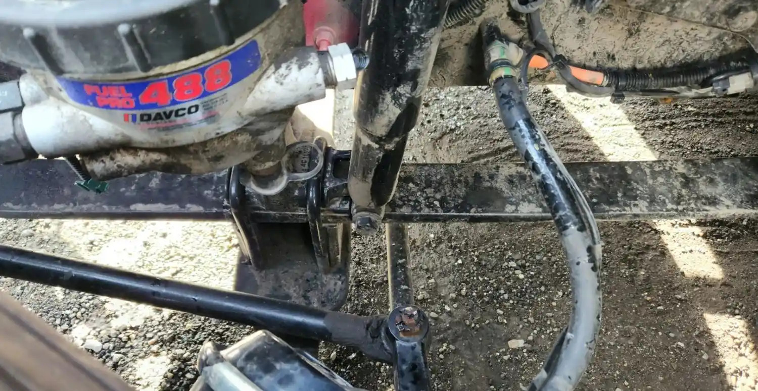 (Used) 2023 International LT625, FRONT LEAF SPRINGS Front Leaf & Springs  P-5285