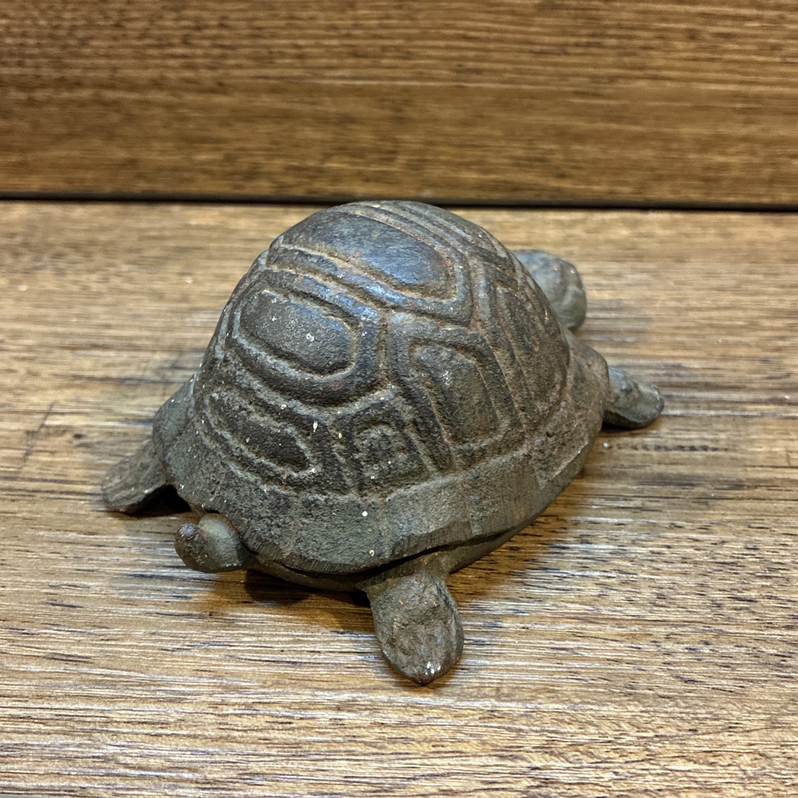 Turtle Hide A Key Box Hideaway Rustic Cast Iron Garden Decor Figure Tortoise