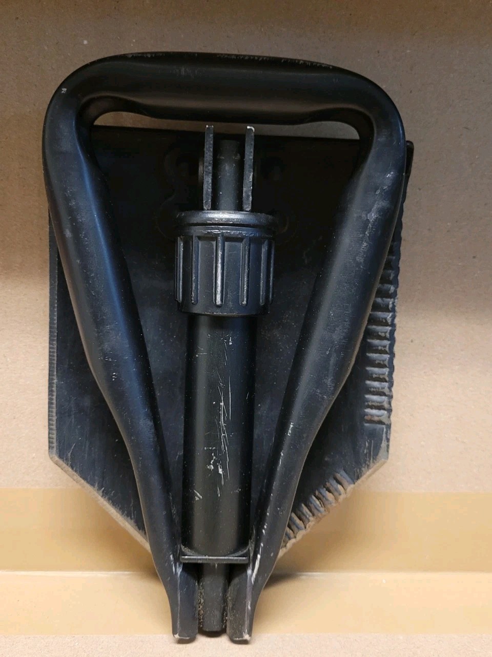 Vintage USGI OD Vietnam Tri-Fold Shovel and Nylon Carrier Cover 1974