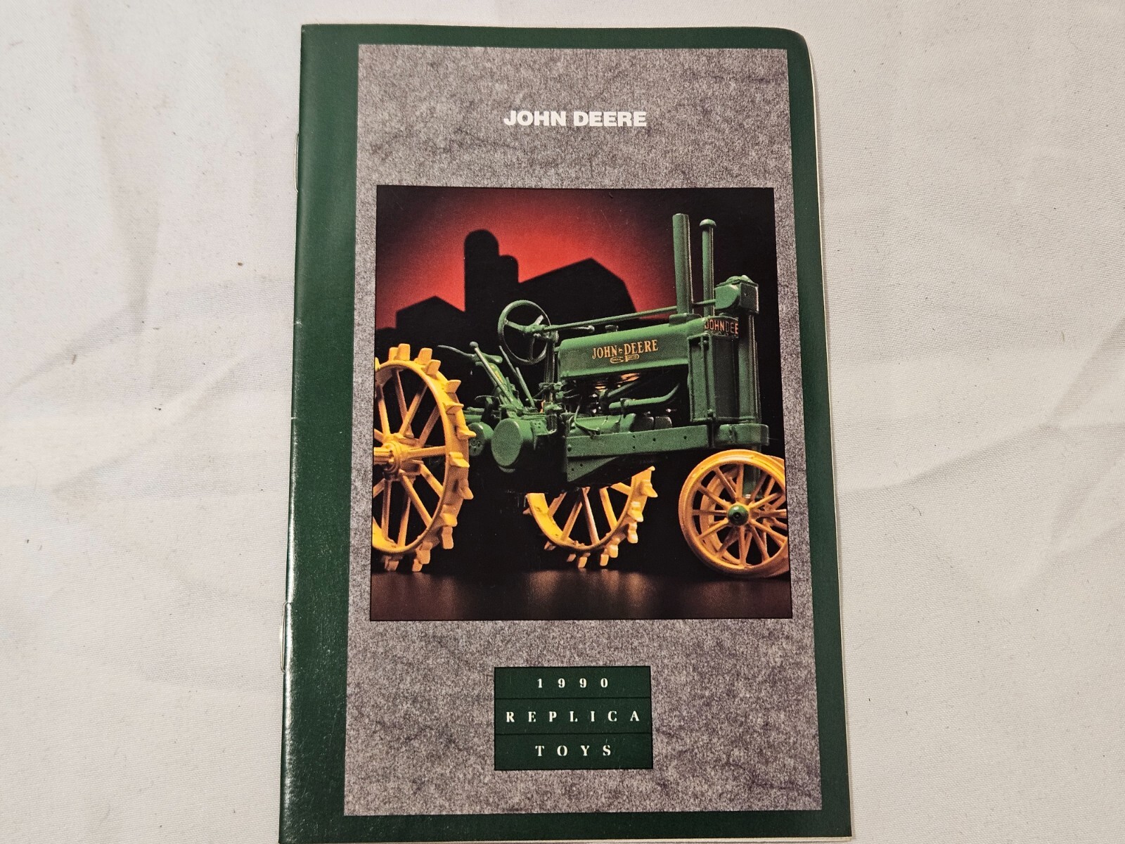 NEW 1990 JOHN DEERE ERTL REPLICA TOY ADVERTISING POCKET BOOK