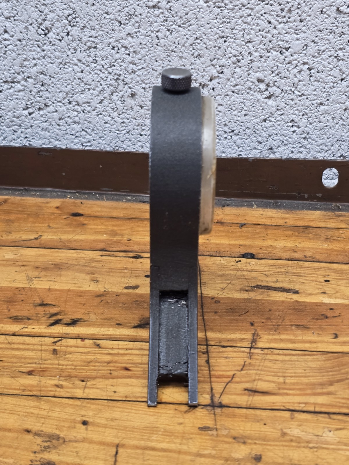 Legois Mfg. Miracle Point Indicator Protractor Magnetic Base Model 10 With Case