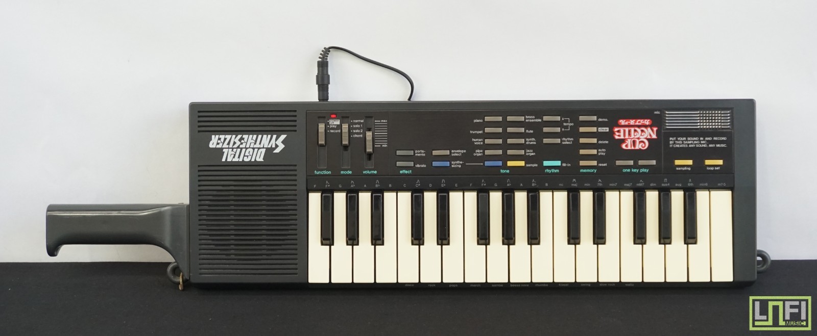 Nissin C-16 Cup Noodle Synthesiser Portable Vintage Polyphonic Sampler Casio SK1