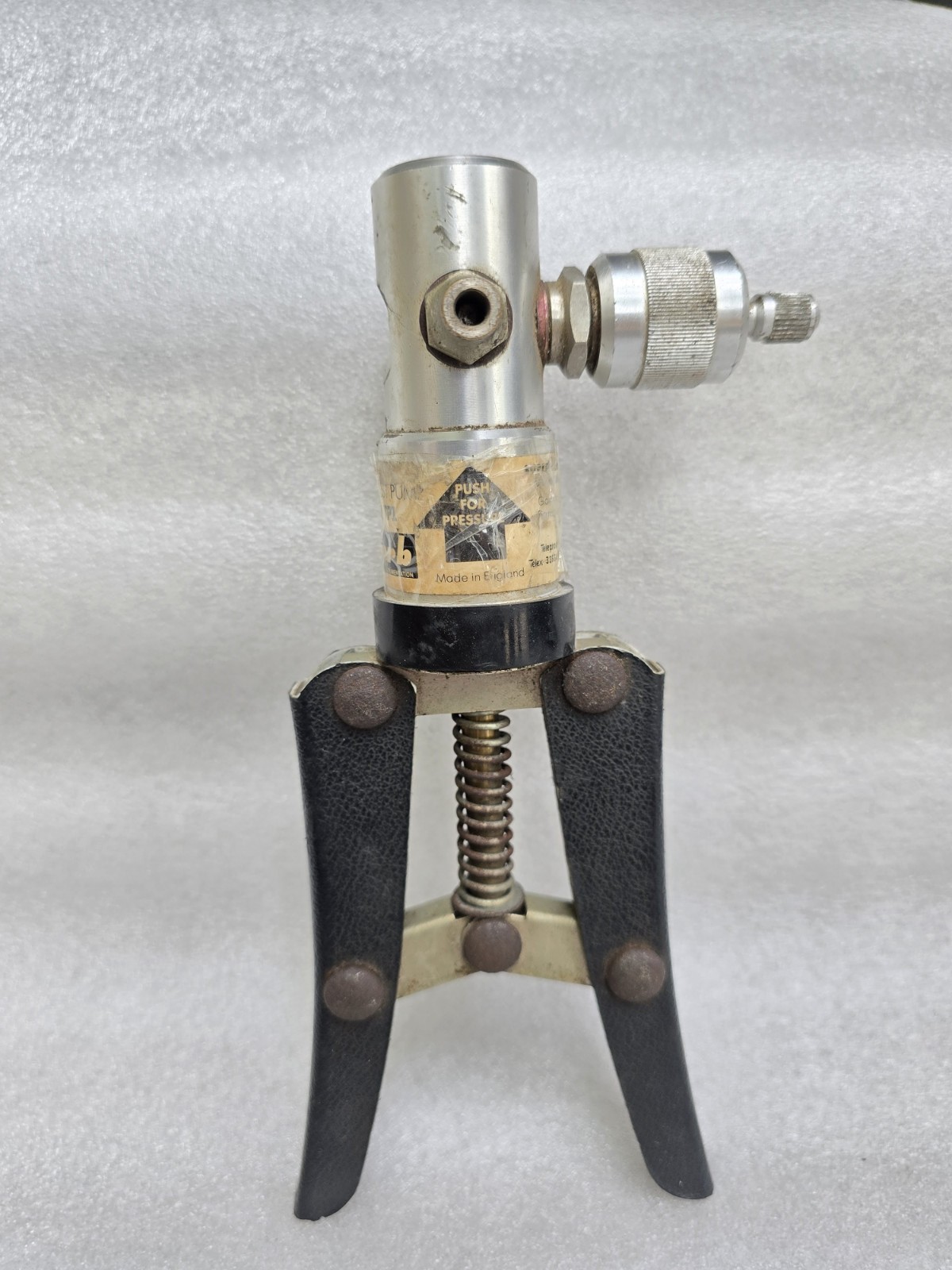 SUPERB INSTRUMENTATION TP1 Pressure Calibration Hand Test Pump