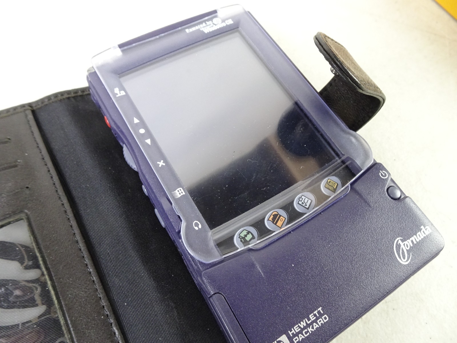 HP Hewlett Packard JORNADA 420 Palm Size Computer w/ New Docking Cradle