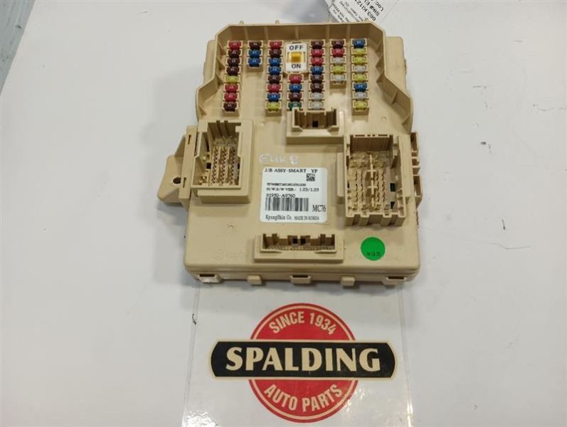 91950A9760 2016 Hyundia SEDONA Interior Under Dash Fuse Relay Box  (10610505