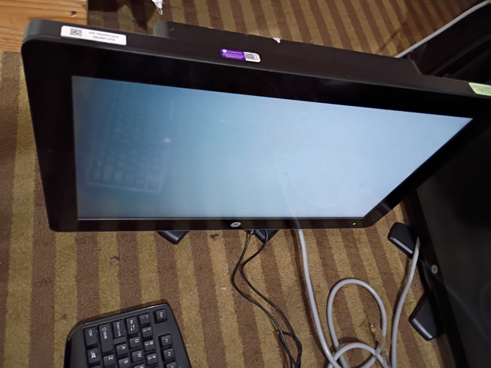 GE CARESCAPE CENTRALSTATION - MD22P Monitor Used Condition Power Tested Only
