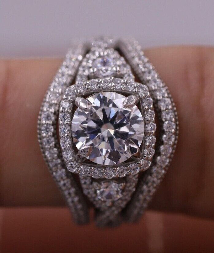 3.50Ct Round Cut Moissanite Prong Trio Set Engagement Ring 14k White Gold Plated