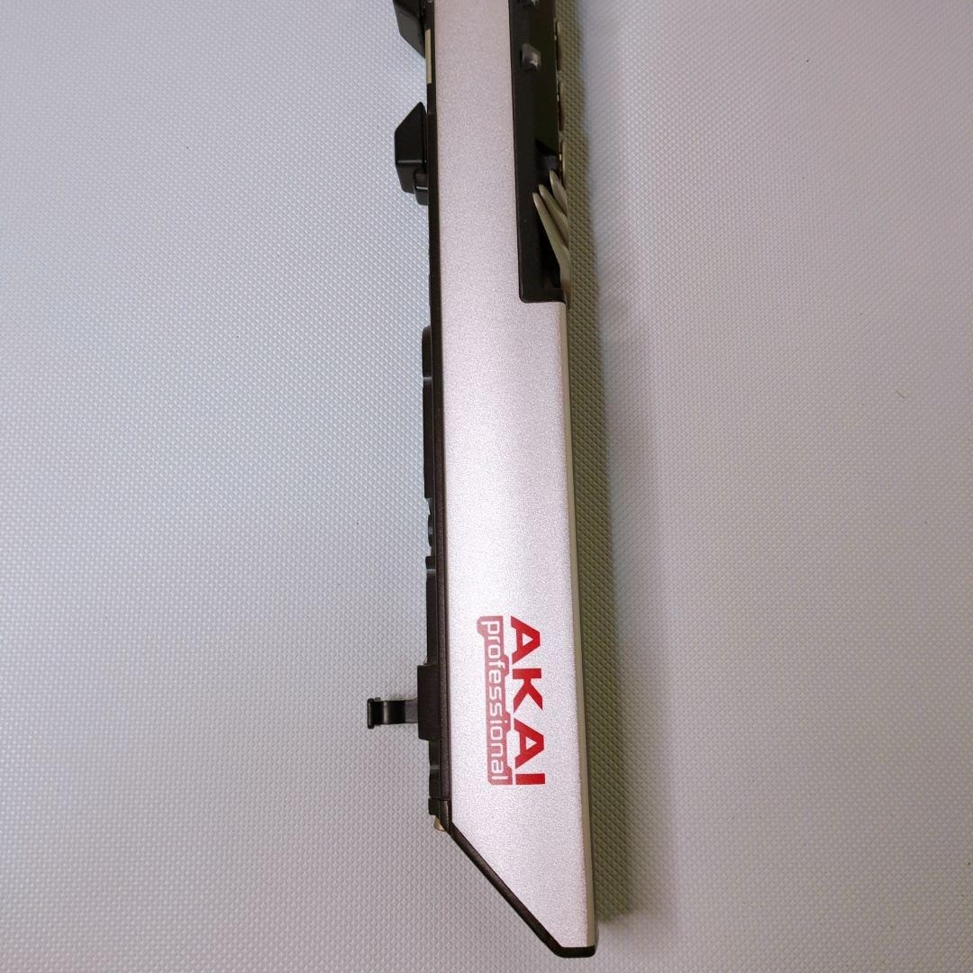 AKAI Professional EWI4000s Wind Synthesizer MIDI Controller w/ AC Adapter Manual