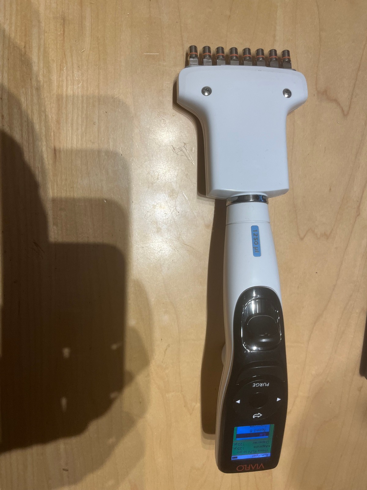 Integra   Viaflo Pipette Electronic 8 Channel 1250  ul  Warranty  multichannel z