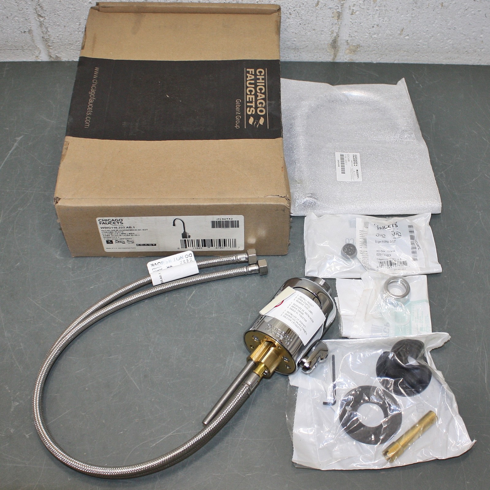 Chicago HyTronic Bathroom Sensor Faucet WWG116.223.AB.1T, Gooseneck, Chrome