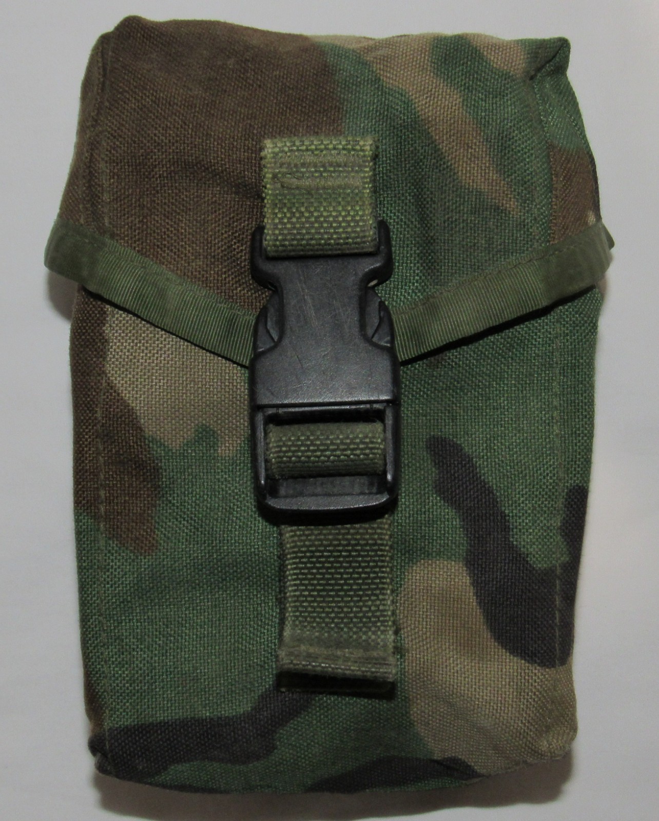 US Military Army USMC Marines Woodland Camouflage Camo MOLLE II Utility Pouch