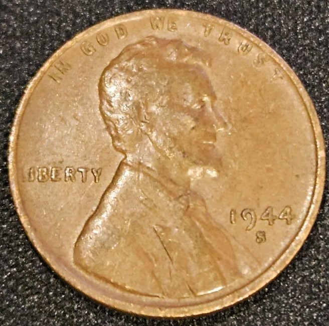 1944 Lincoln Wheat Cent • San Francisco Mint • Circulated • Free Shipping