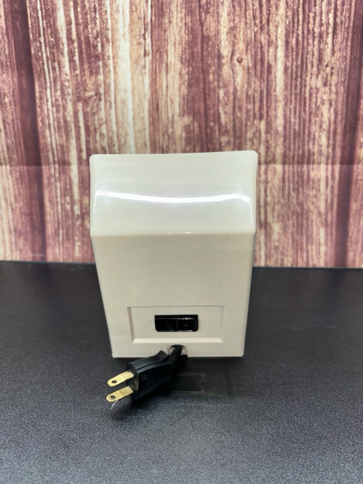 PENNCREST OFF Electric Timer, UNTESTED But In Good Condition For Display Or Part