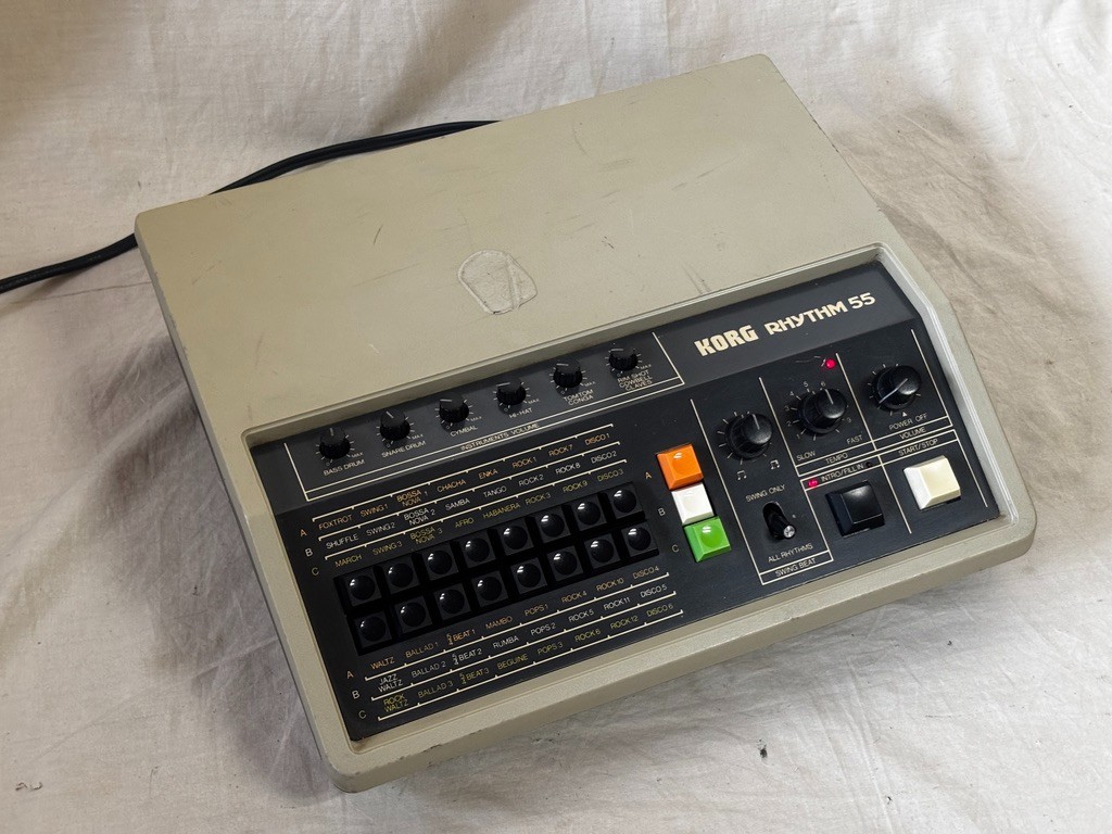 Korg Rhythm 55 KR-55 Vintage Rhythm Box analog Drum Machine