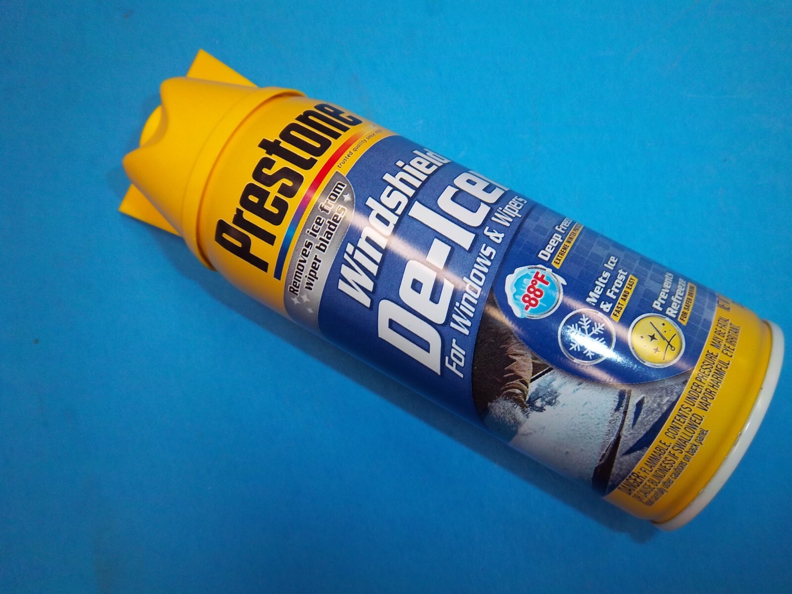 PRESTONE WINDSHIELD DE-ICER SPRAY ICE REMOVER SCRAPER 11 Oz AS242 FREE SHIPPING