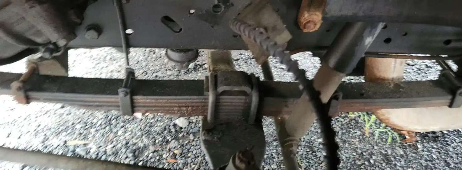 (Used) 1991 Ford F600, FRONT LEAF SPRINGS Front Leaf & Springs  P-56113