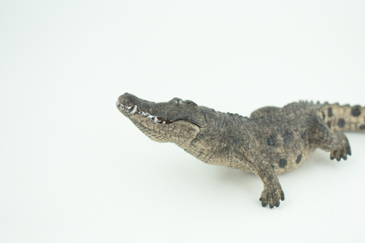 Alligator Toy, Crocodile, Movable Jaws, Realistic Rubber Model, 7" CH817 BB189