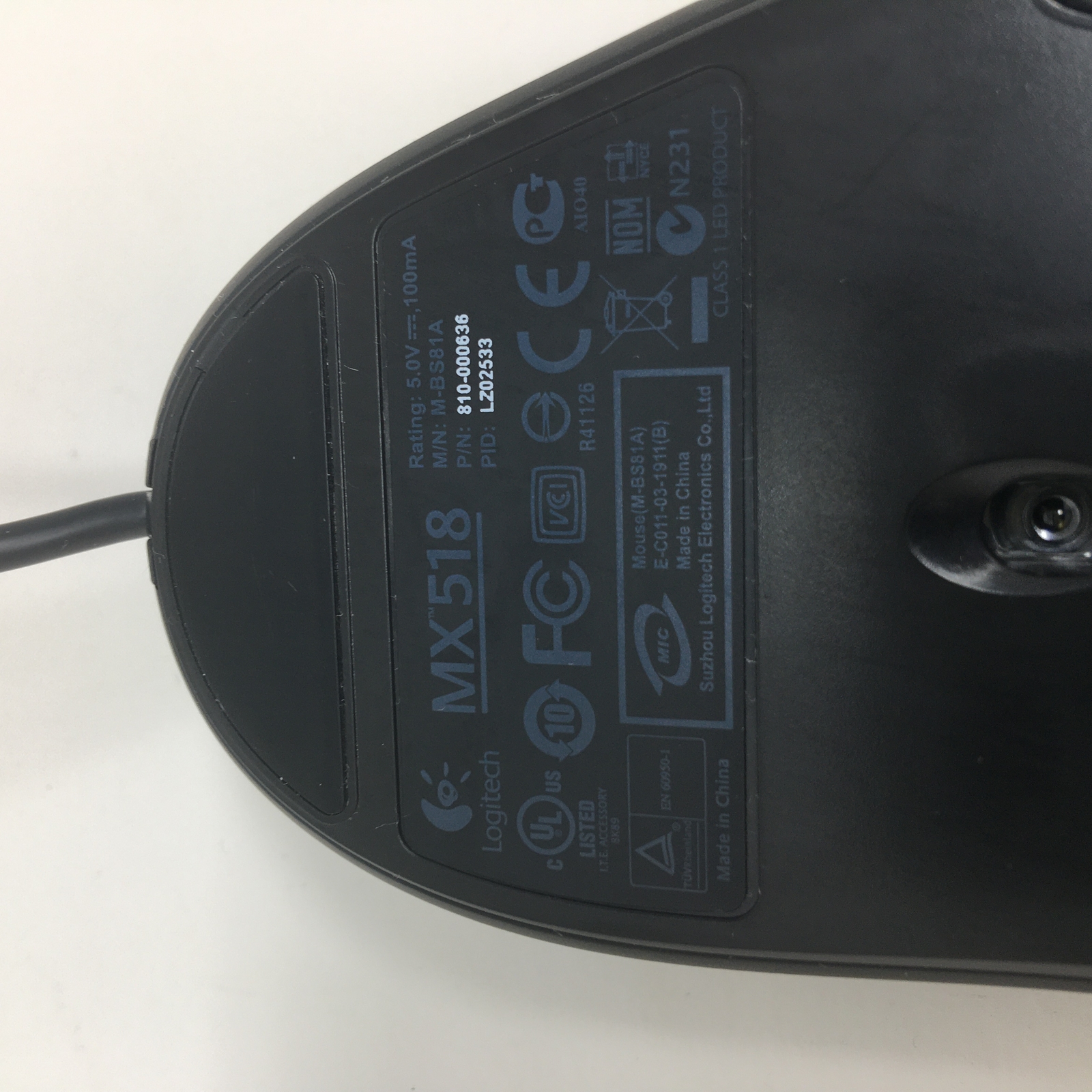 Logitech MX518 Wired Optical Gaming Mouse M/N M-BS81A P/N Thumb Button