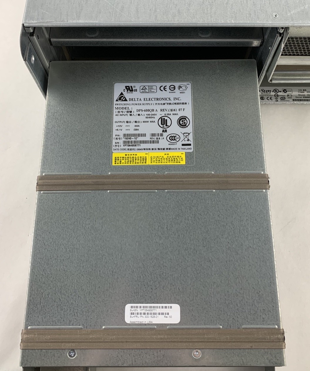 Sun Microsystems 0843 Class 4600 16 Bay Storage Array w/ Power Supplies