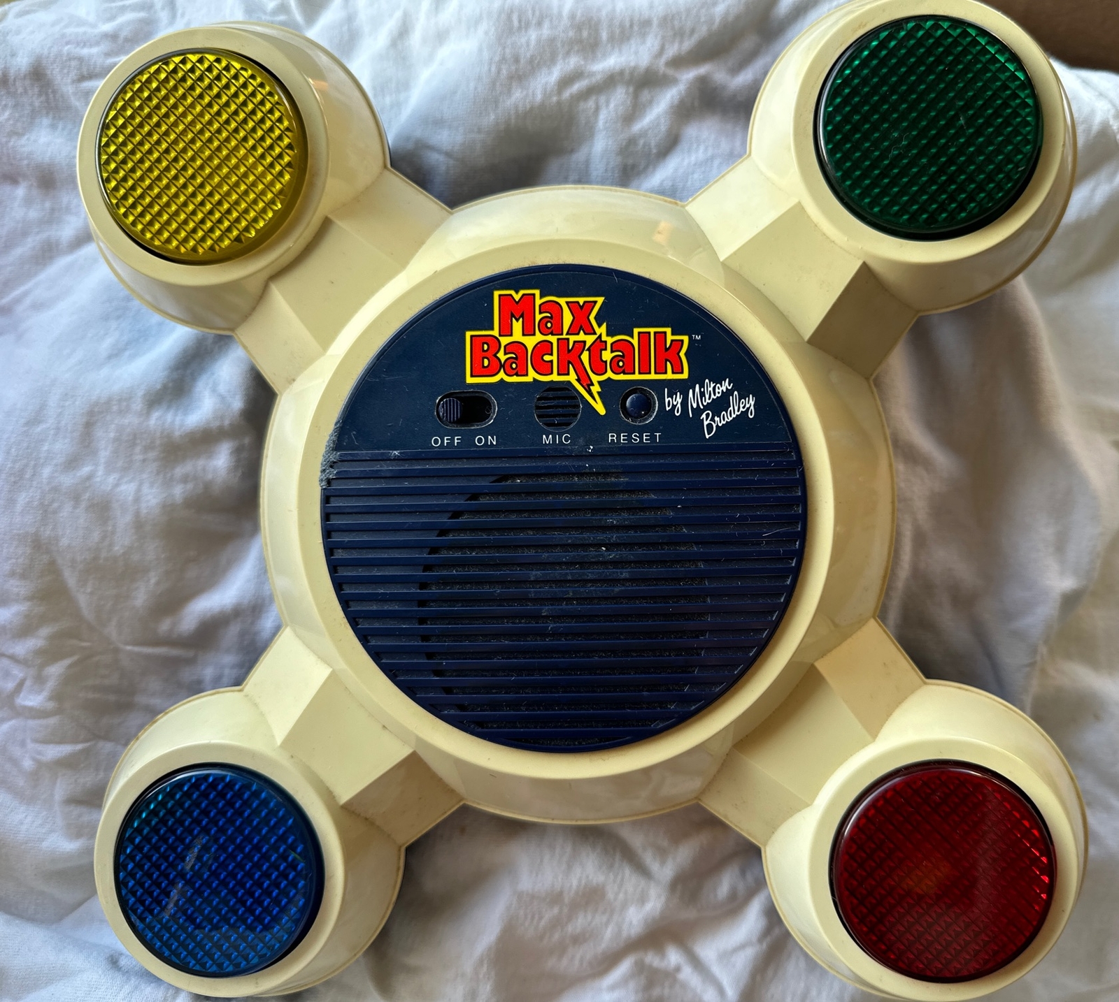 1986 MAX BACKTALK VINTAGE MILTON BRADLEY SIMON GAME LIGHTS & MIC WORKS TESTED