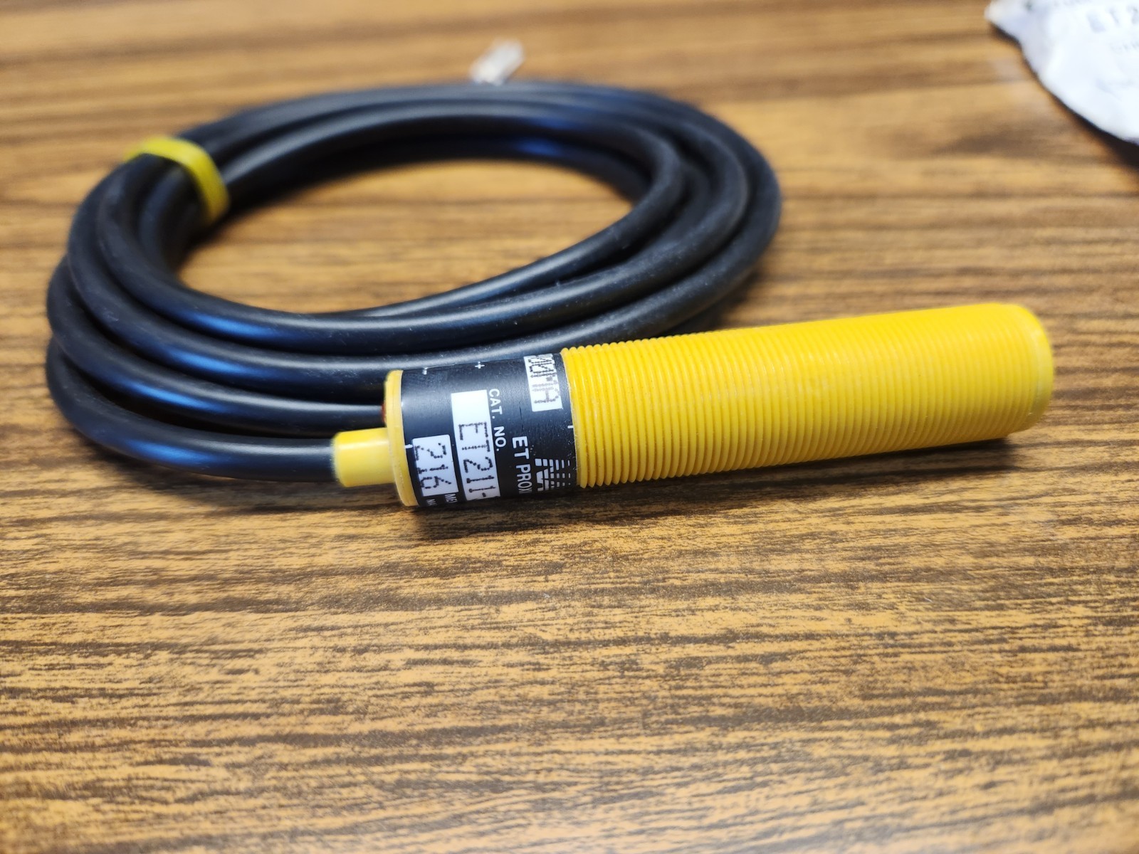 namco proximity switch. et211-32110. # O