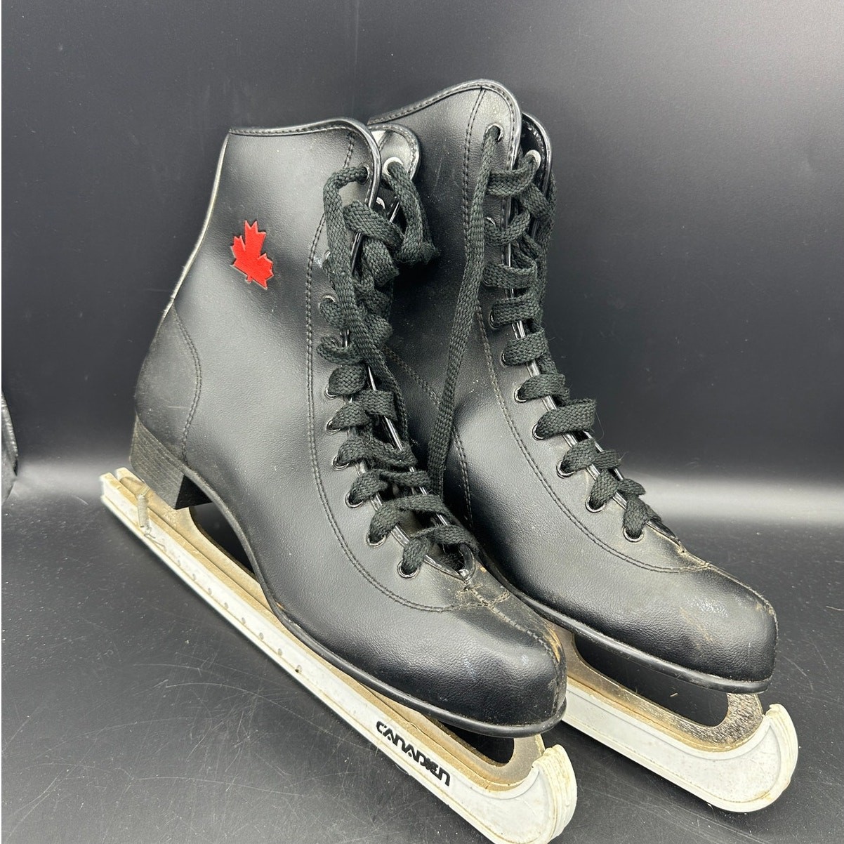 Vintage Canadian Flyer Ice Figure Skates Men’s Size 9 Hockey w/Guards