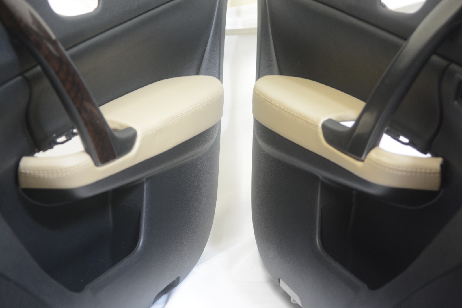 Door panel armrest Leather Synthetic for Nissan Maxima 09-14 Beige