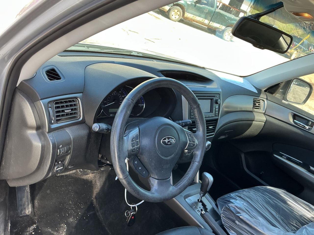 FORESTER 2013 Glove Box 4997829
