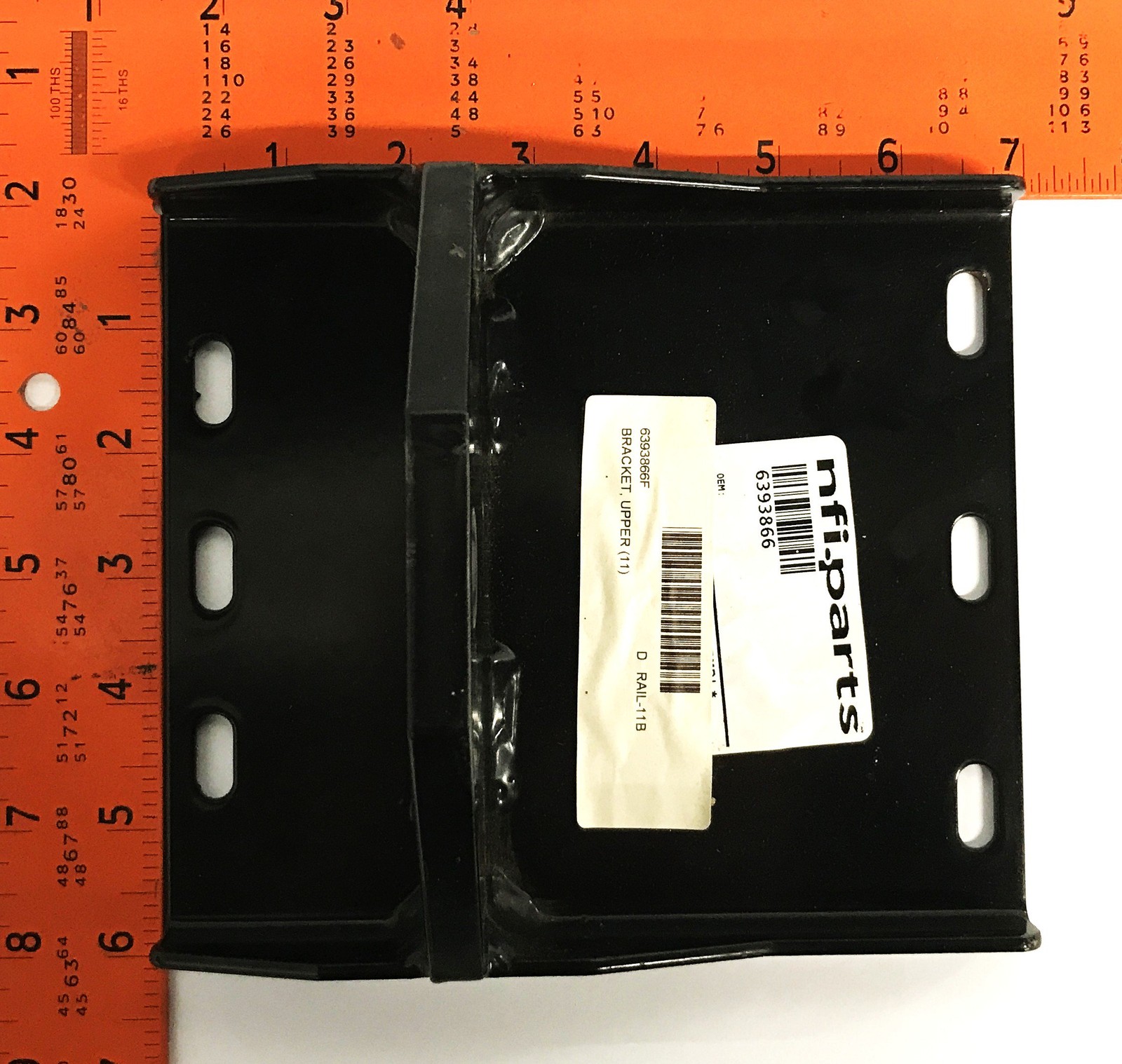 New Flyer (NFI) Upper Mounting Bracket 6393866 NOS
