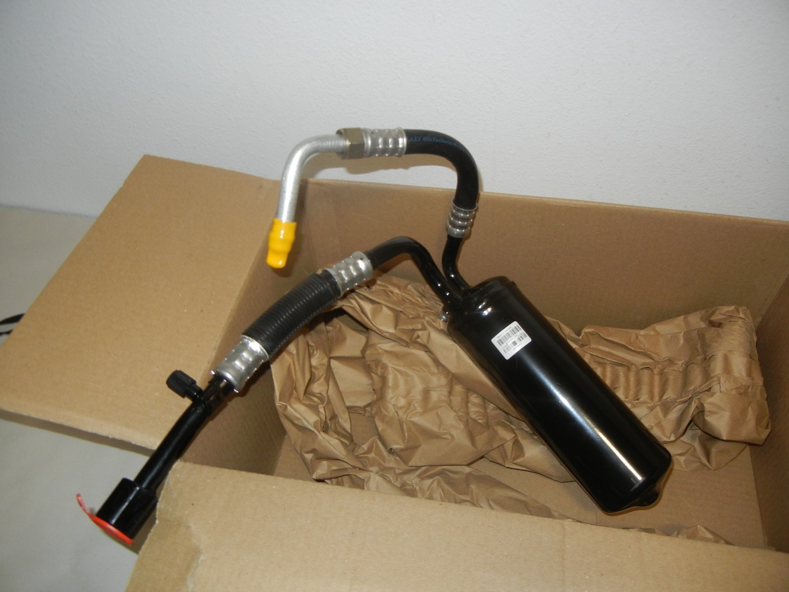 MOTORCRAFT YF-37116 A/C ACCUMULATOR & HOSE ASSEMBLY