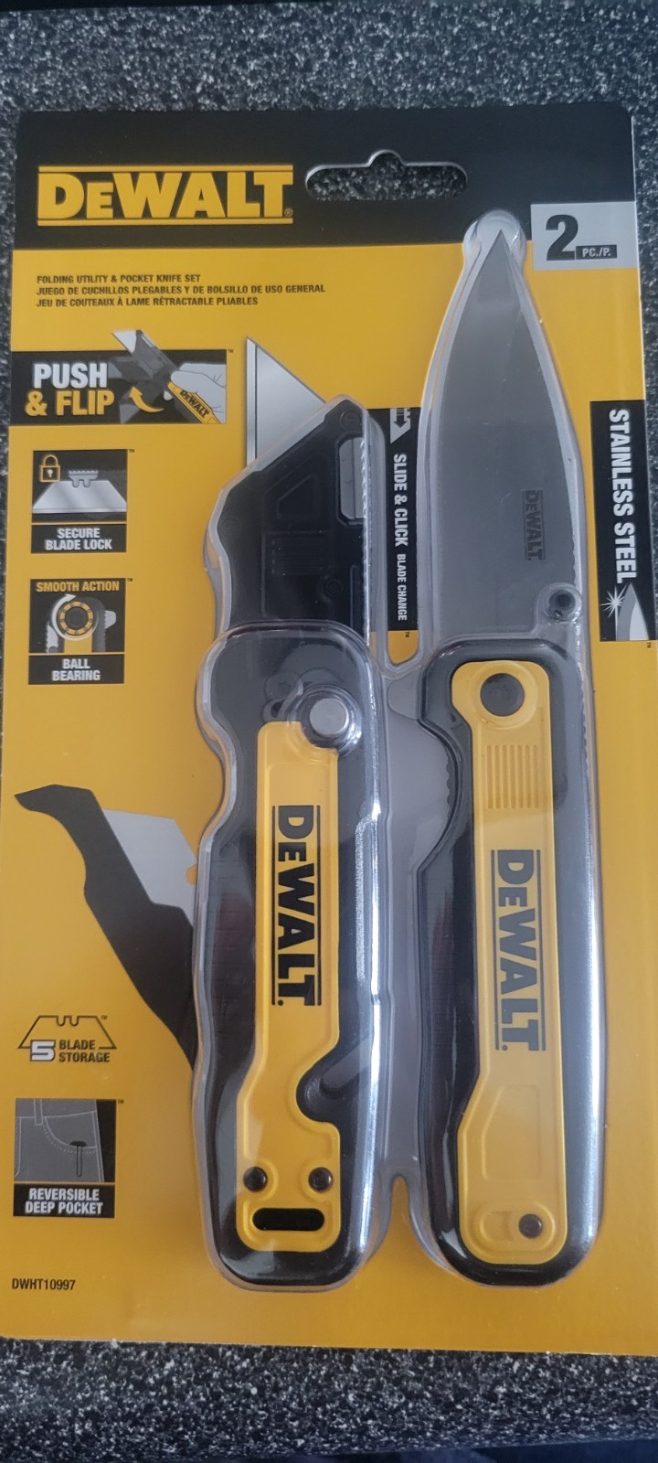 DeWalt 2 Piece Folding Utility And Pocket Knife Set DWHT10997 NEW in package