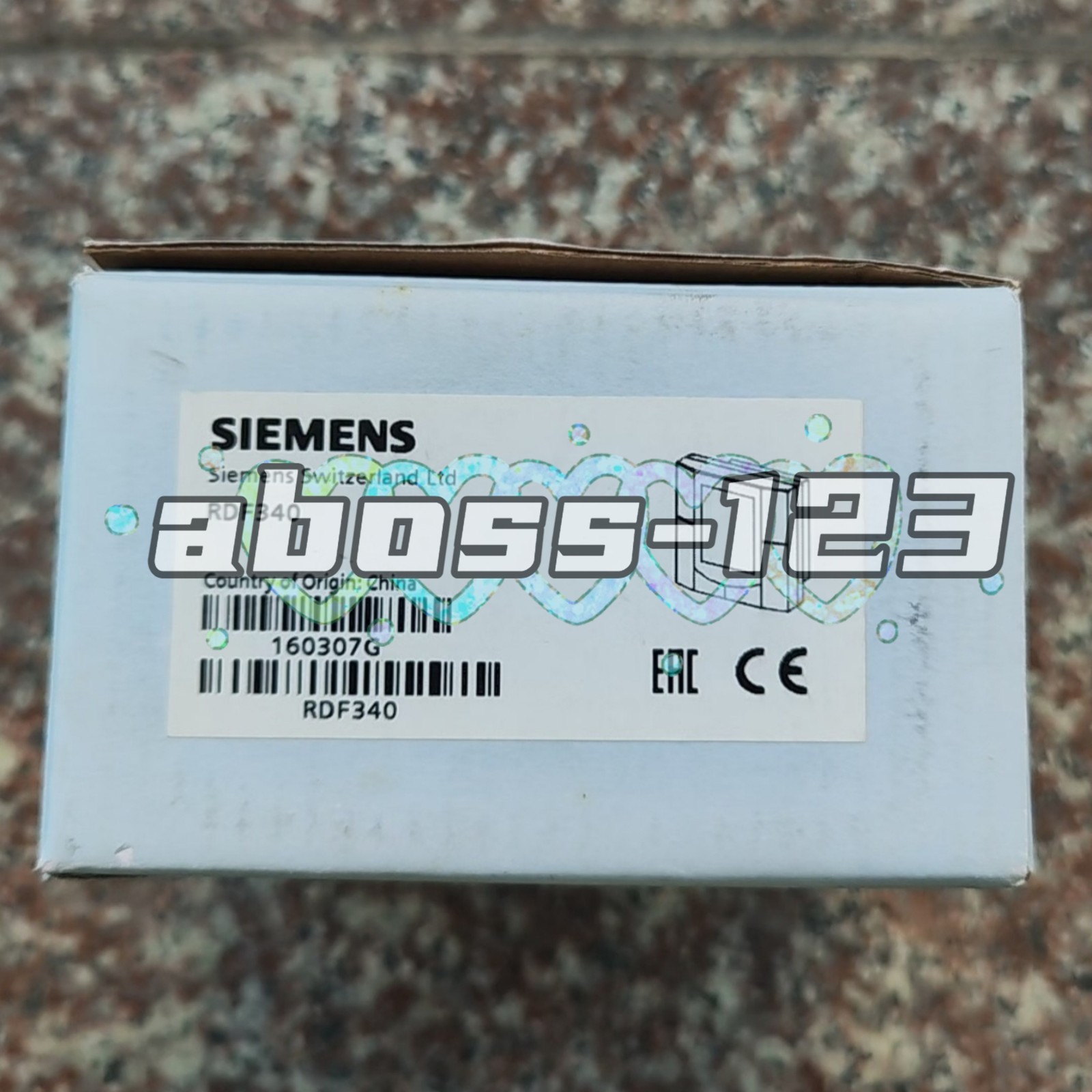 SIEMENS RDF340 Temperature Controller Switch#1pcs New In Box