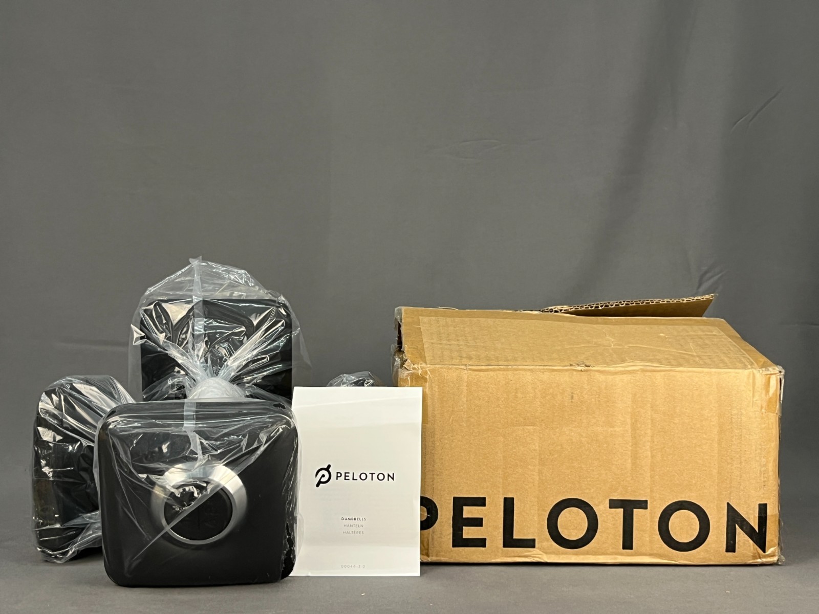 New Pair Peloton Dumbbells 15 Lbs Durable Nonslip Handles Ergonomic Design