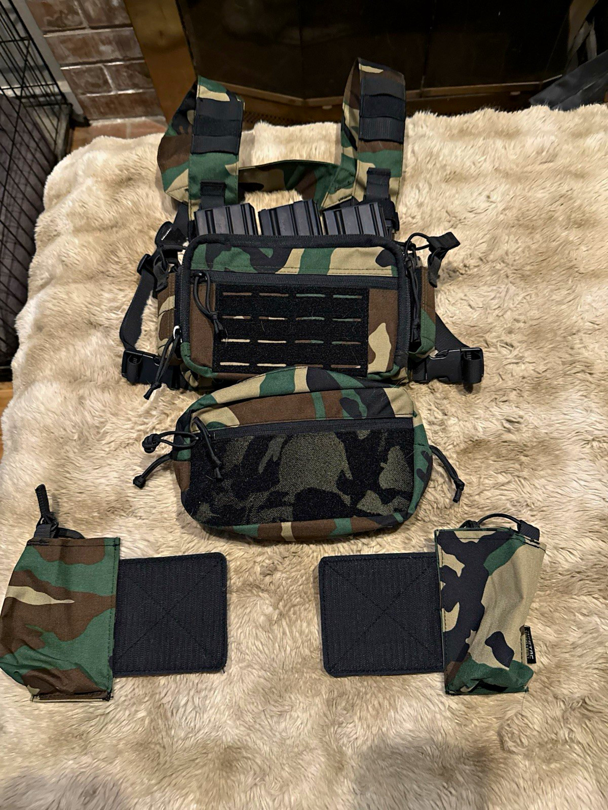 Woodland Camo Tactical Chest Rig Vest Set w/ Pouches,5pc mags not included