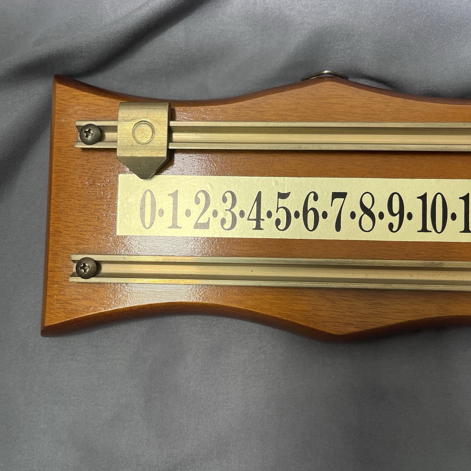 Wall Mounted Billiards Scoreboard Dual Track Brass Wood Shuffleboard Rectangular