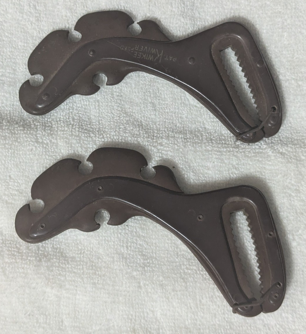 2 Original Kwikee Kwiver Clamp on Four Arrow Quivers, "Patent Pending"