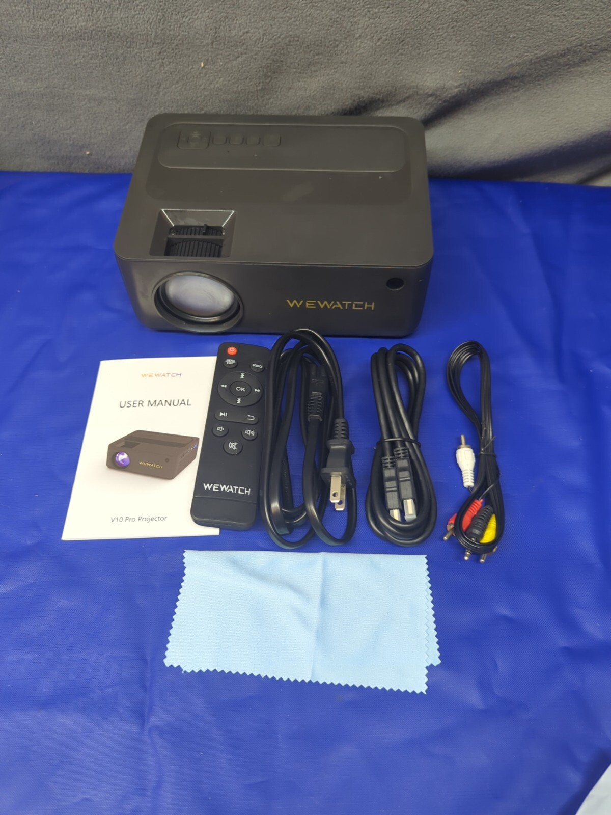 WiFi Bluetooth Projector, WEWATCH Native 1080P Mini Portable Projector, 260"