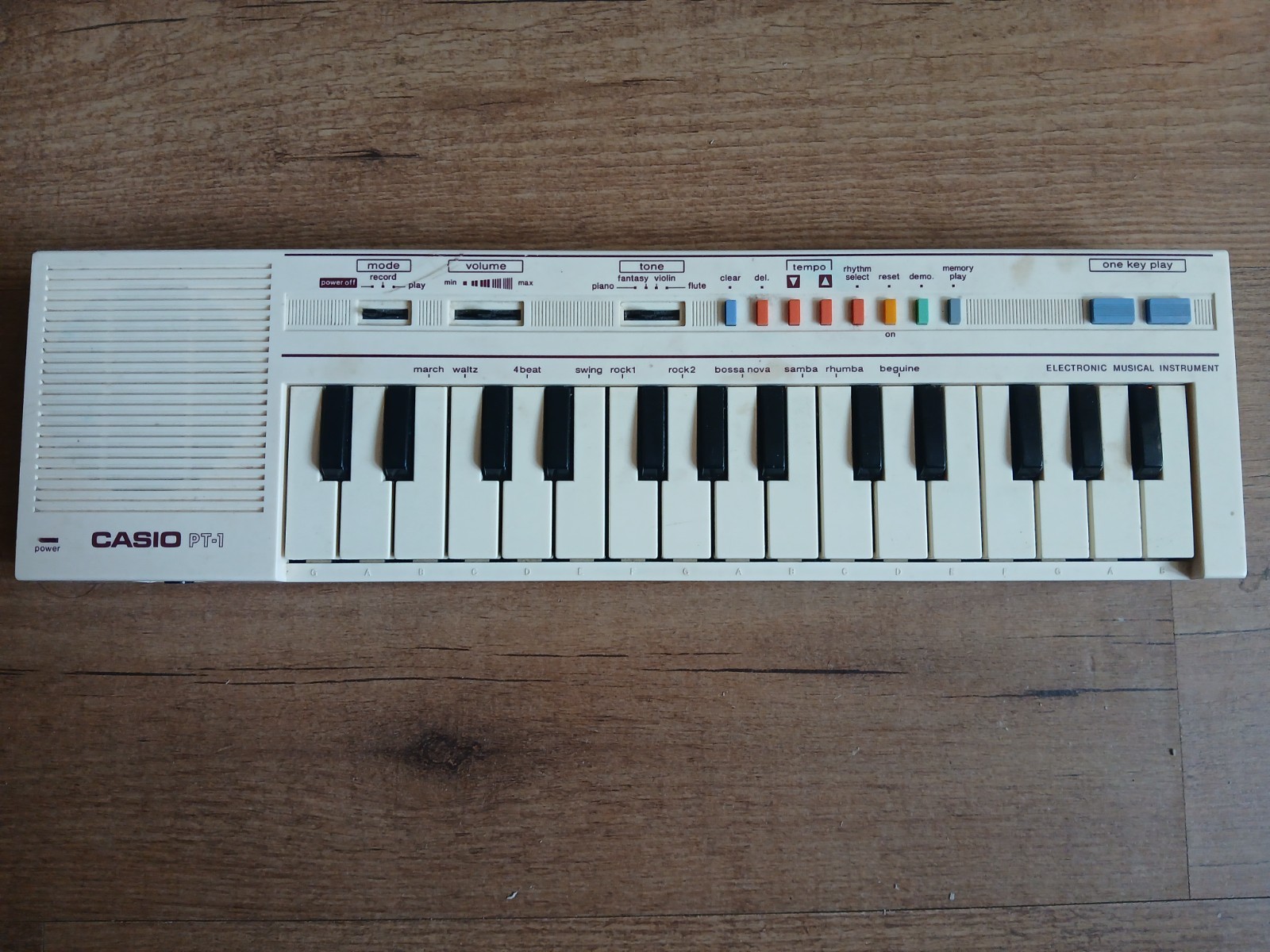 Vintage Casio PT-1 Mini Keyboard / Working / 29 Keys
