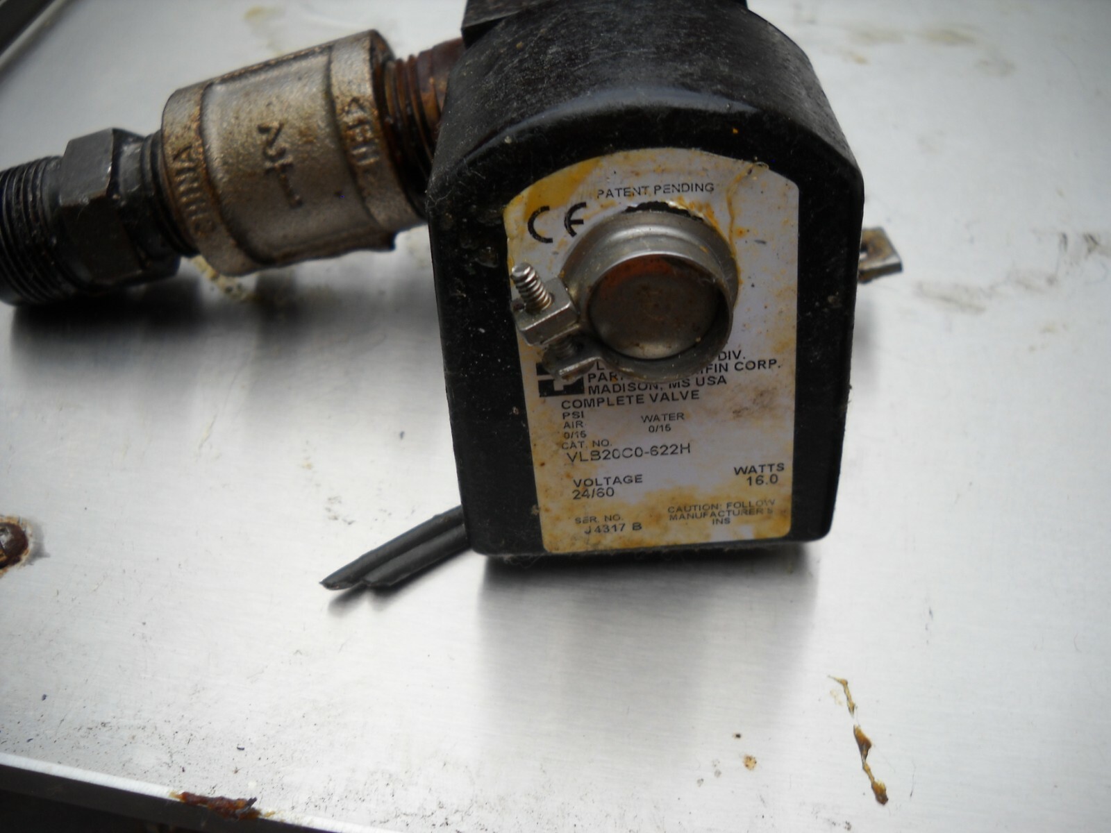 PARKER FLUID CONTROL VALVE