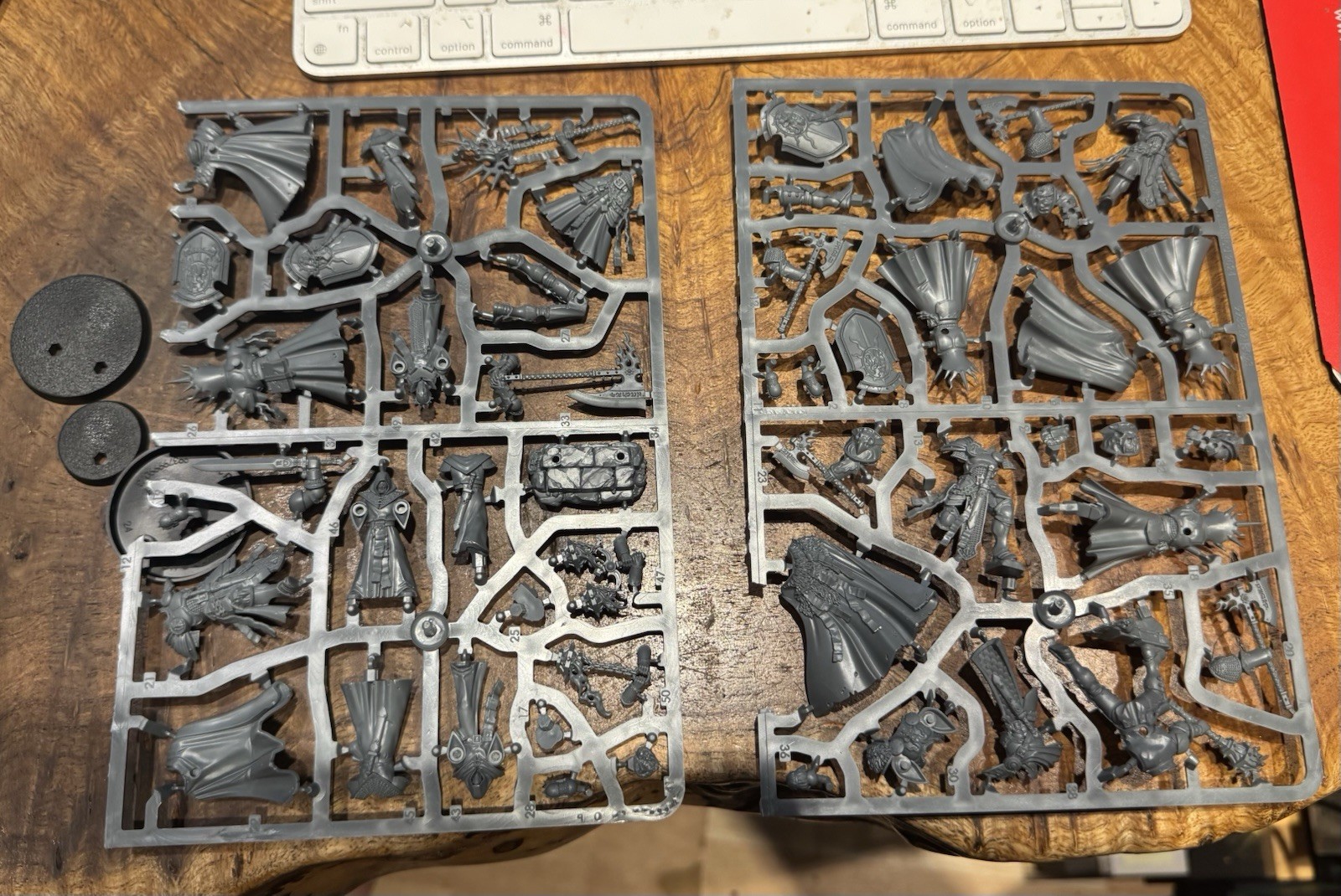 Warhammer AoS Stormcast Eternals Reclusians w/Memorians NoS