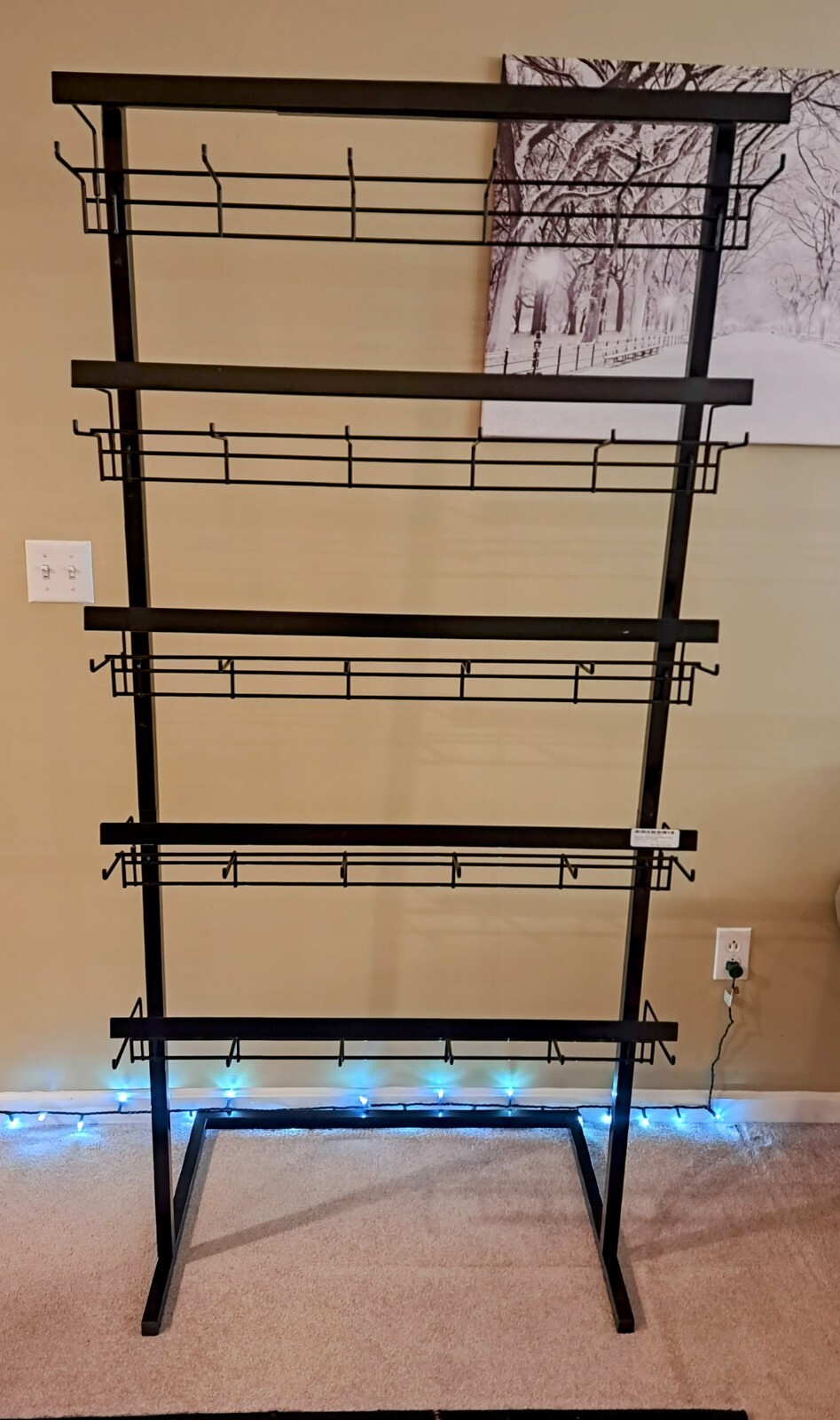 SINGLE SIDED FLOOR DISPLAY BLACK 71"H X 33"W X 20"D WITH 30 HOOKS METAL
