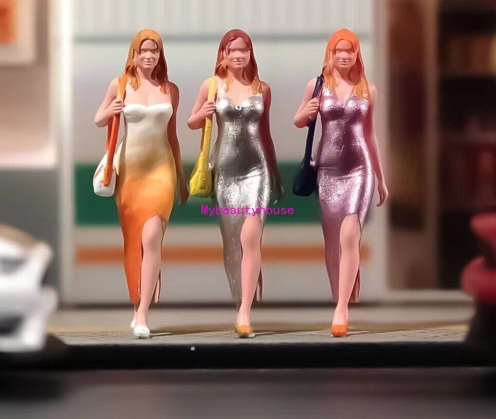 1:64 Painted Figure Model Miniature Resin Diorama Sand Sexy Wallking Lady Girl