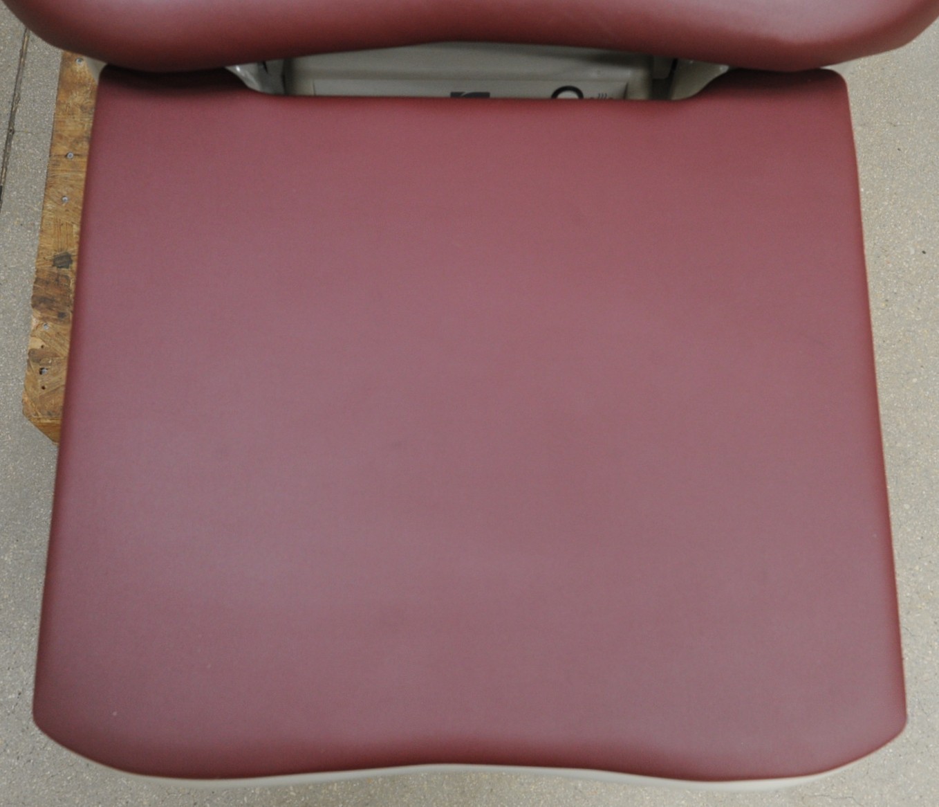 Midmark Ritter 625 Barrier Free Power Exam Table