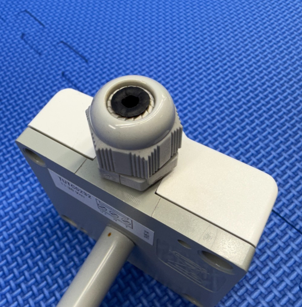 Industrie Technik TUTC0232 Duct Mounted Humidity Temperature Transmitter