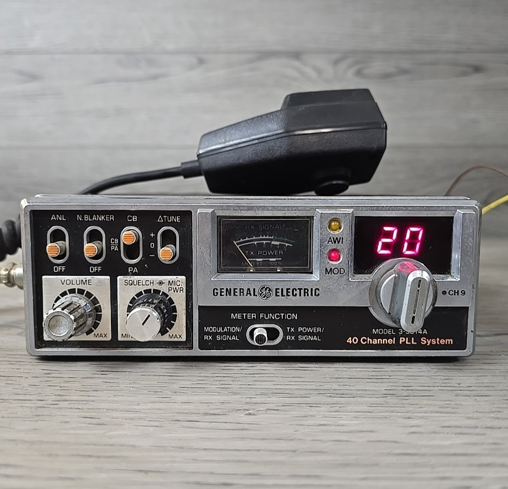 Vtg GE 3-5814A CB Radio 40 Channel Mobile Transceiver General Electric Powers On