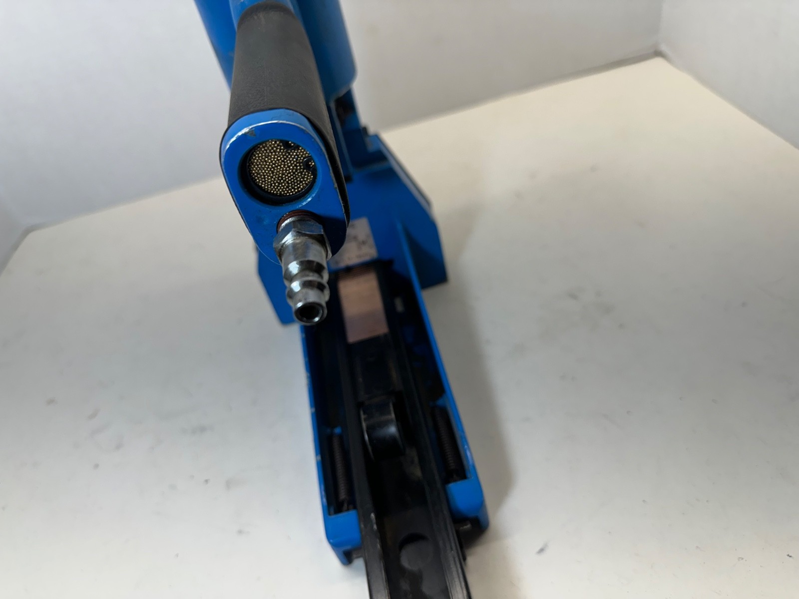 ASC ASC550HD Pneumatic Box Carton Stapler